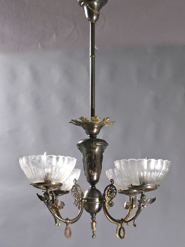 4-Light Gas Chandelier with Angels